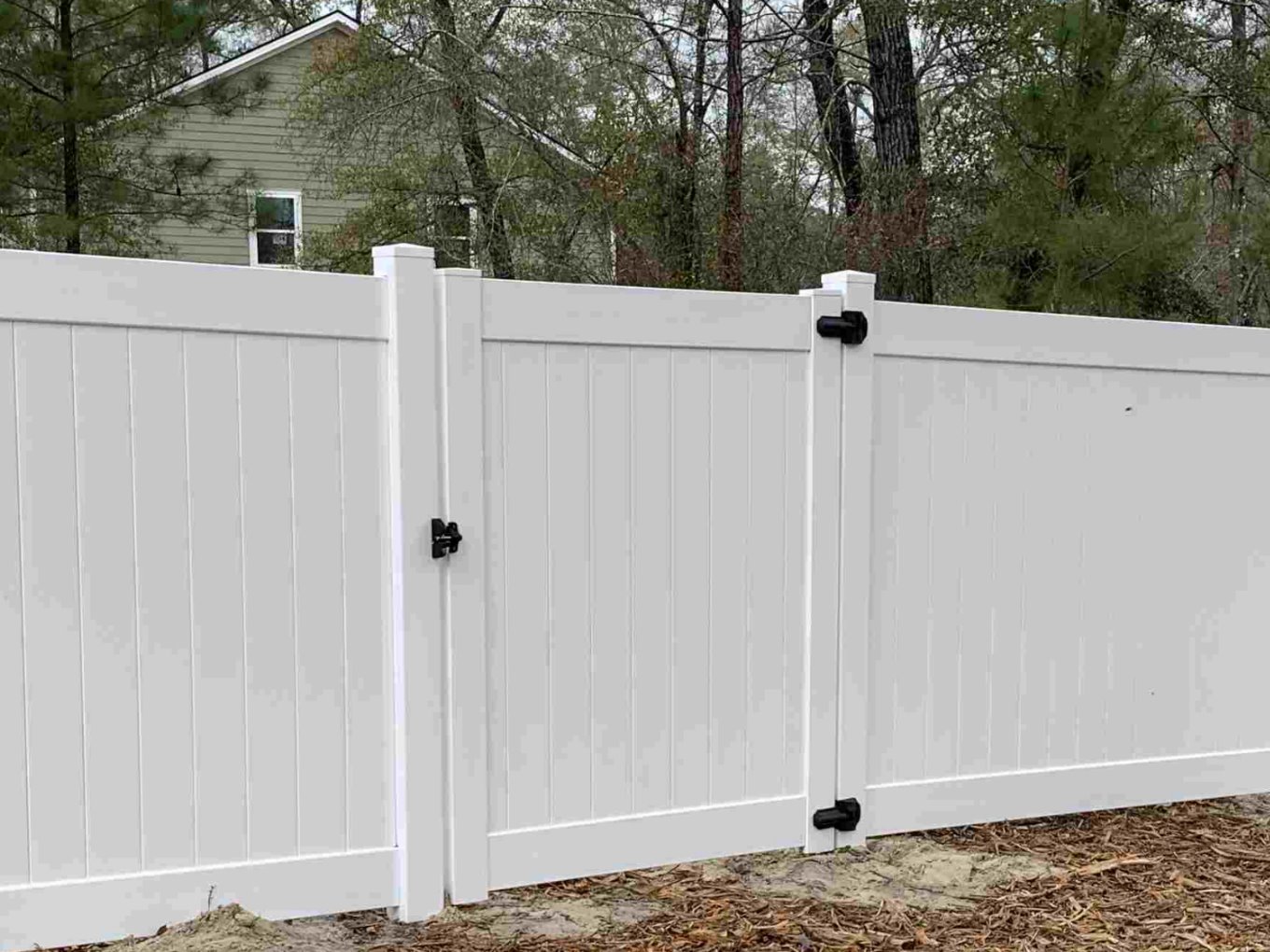 Hinesville Georgia residential fencing contractor